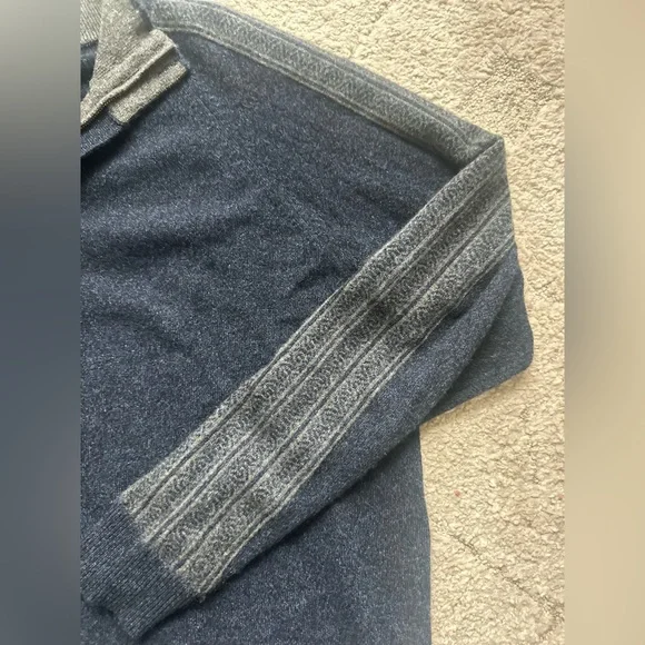Kinross Cashmere - Men's Blue and Gray Zip Up Sweater - Picture 3 of 6